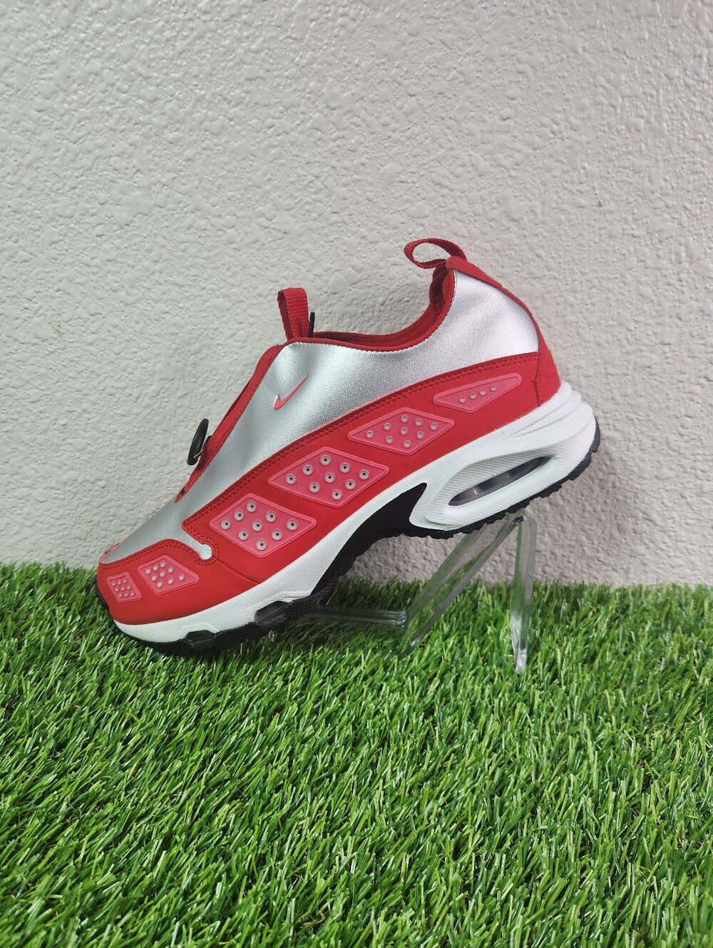 Brand New Nike Air Sunder SNDR Max Fusion Red Silver IH3988-001 Women’s Size 9.5